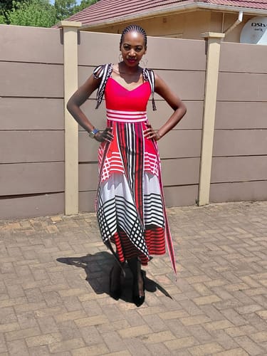 Annette M. review of Multi-Color Knotted shoulder African Print Dress image 1 out of 1