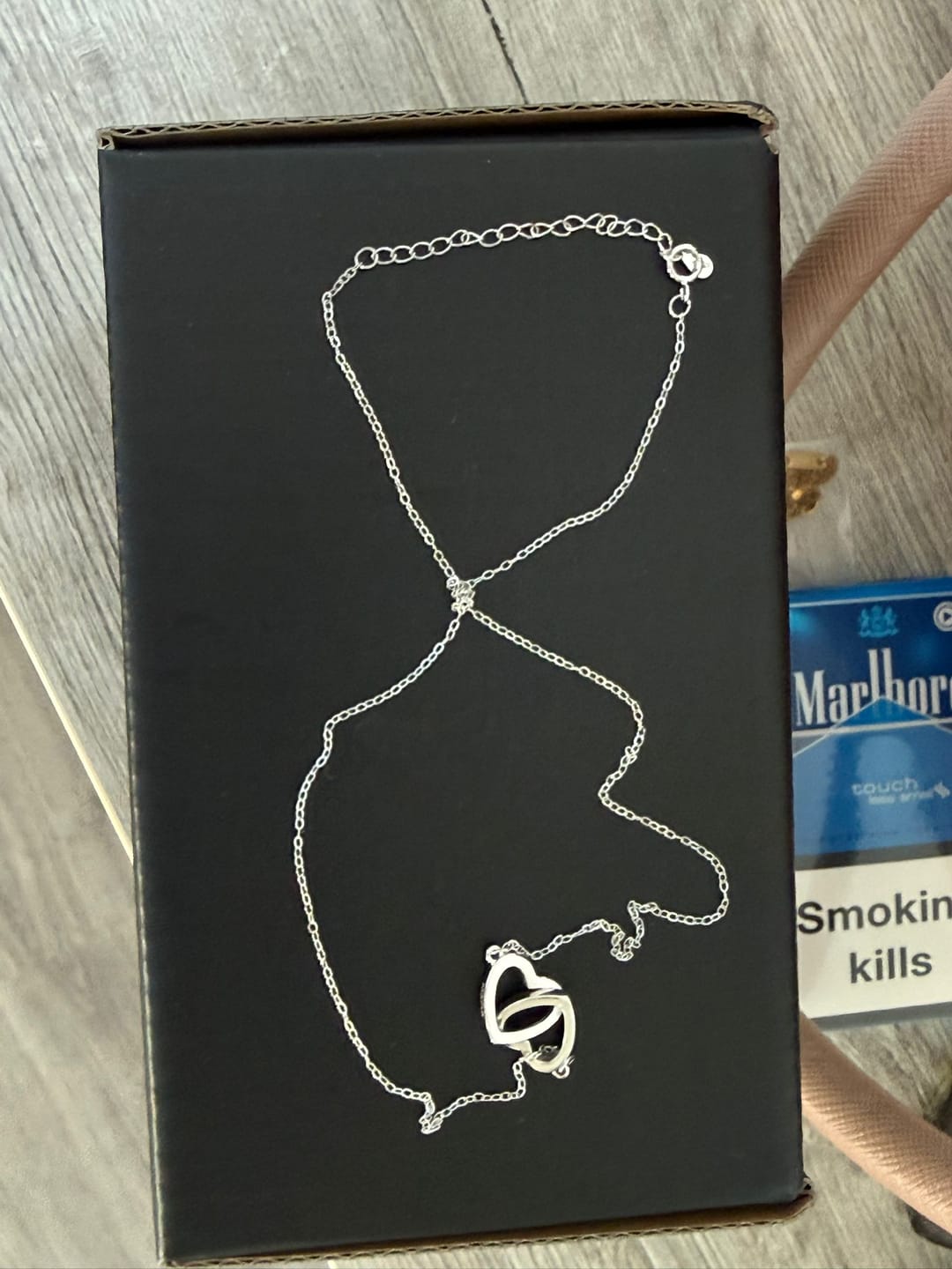 Customer photo review of Sternzeichen Halskette