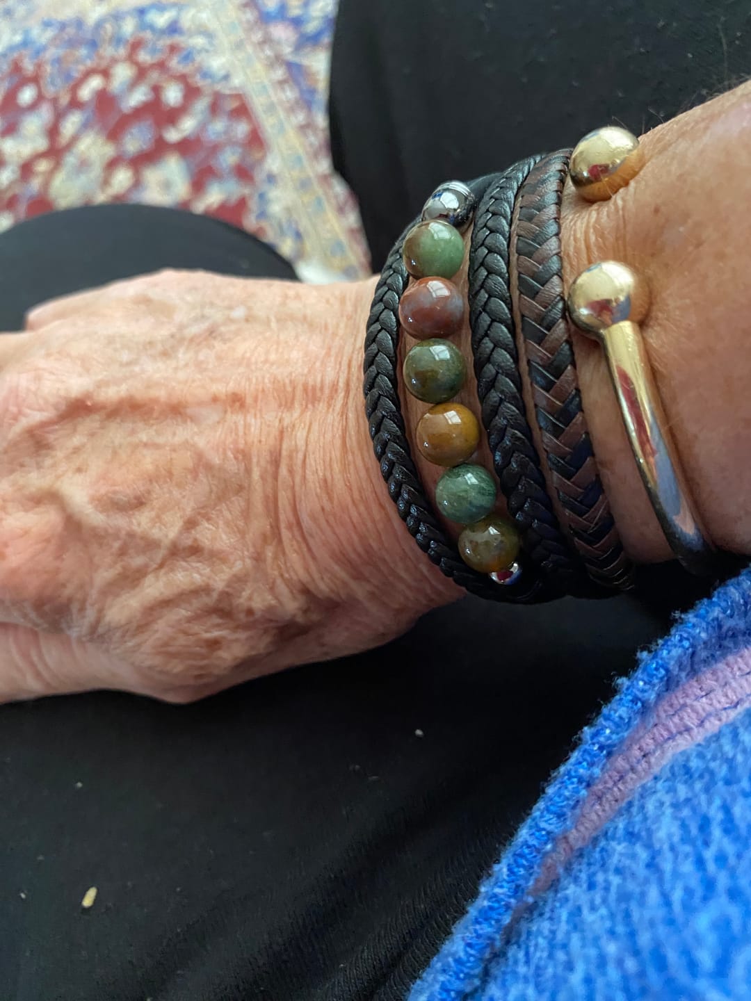 Customer photo review of Buddha Stones Tiger Eye Lava Rock Black Onyx Lazurite Hematite Bead Positive Leather Bracelet