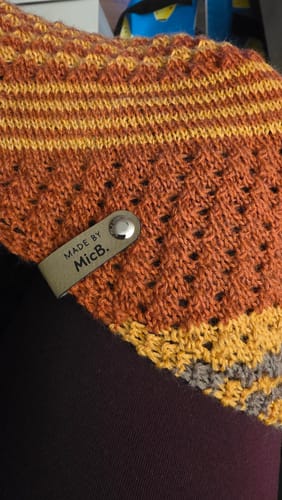 Customer photo review of Personalisierte Labels mit Chicago Screws - Kunstleder-Label mit Schrauben