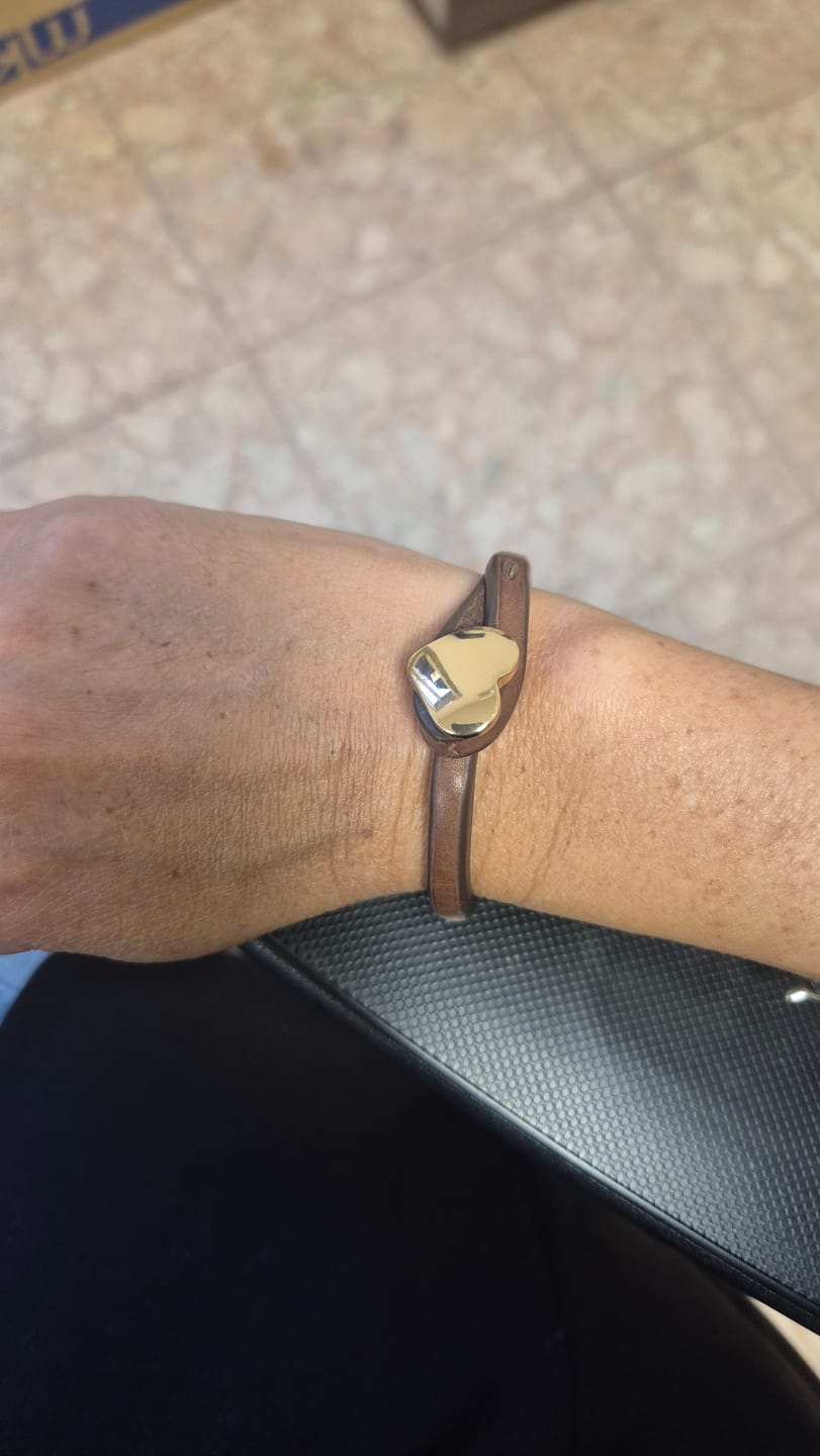 Customer photo review of Bracciale pelle Cuore Mio Oro Tulsi