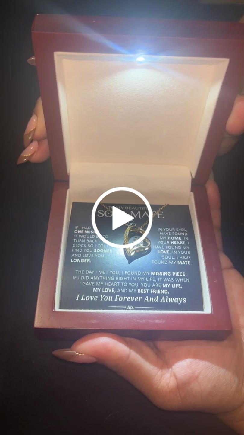 Customer video review of Gift for Soulmate "In Your Eyes I Have Found My Home" Necklace