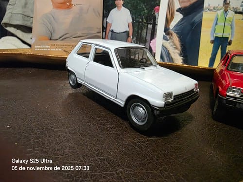Customer photo review of Auto Renault 5 Escala 1:34:39 - Welly