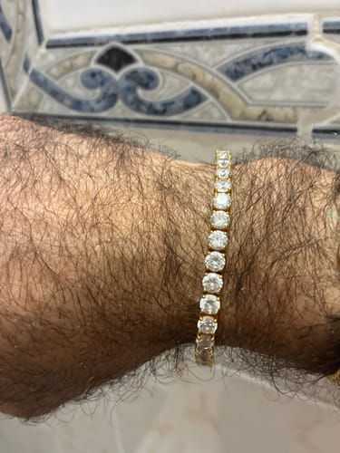 Customer photo review of TENNISBOY BRACELET. - 5MM GOLD