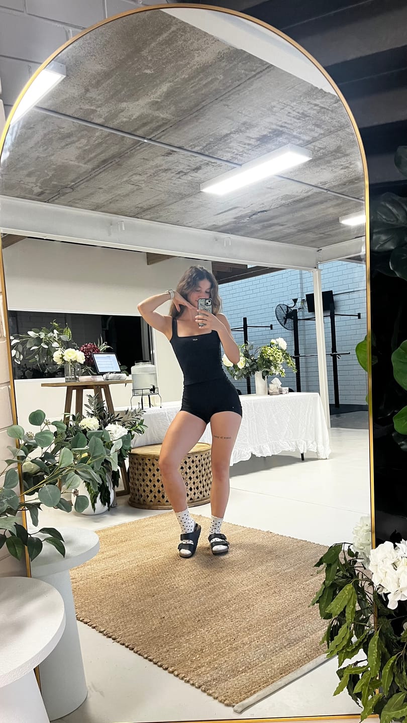 Customer photo review of The Square Tank / Black