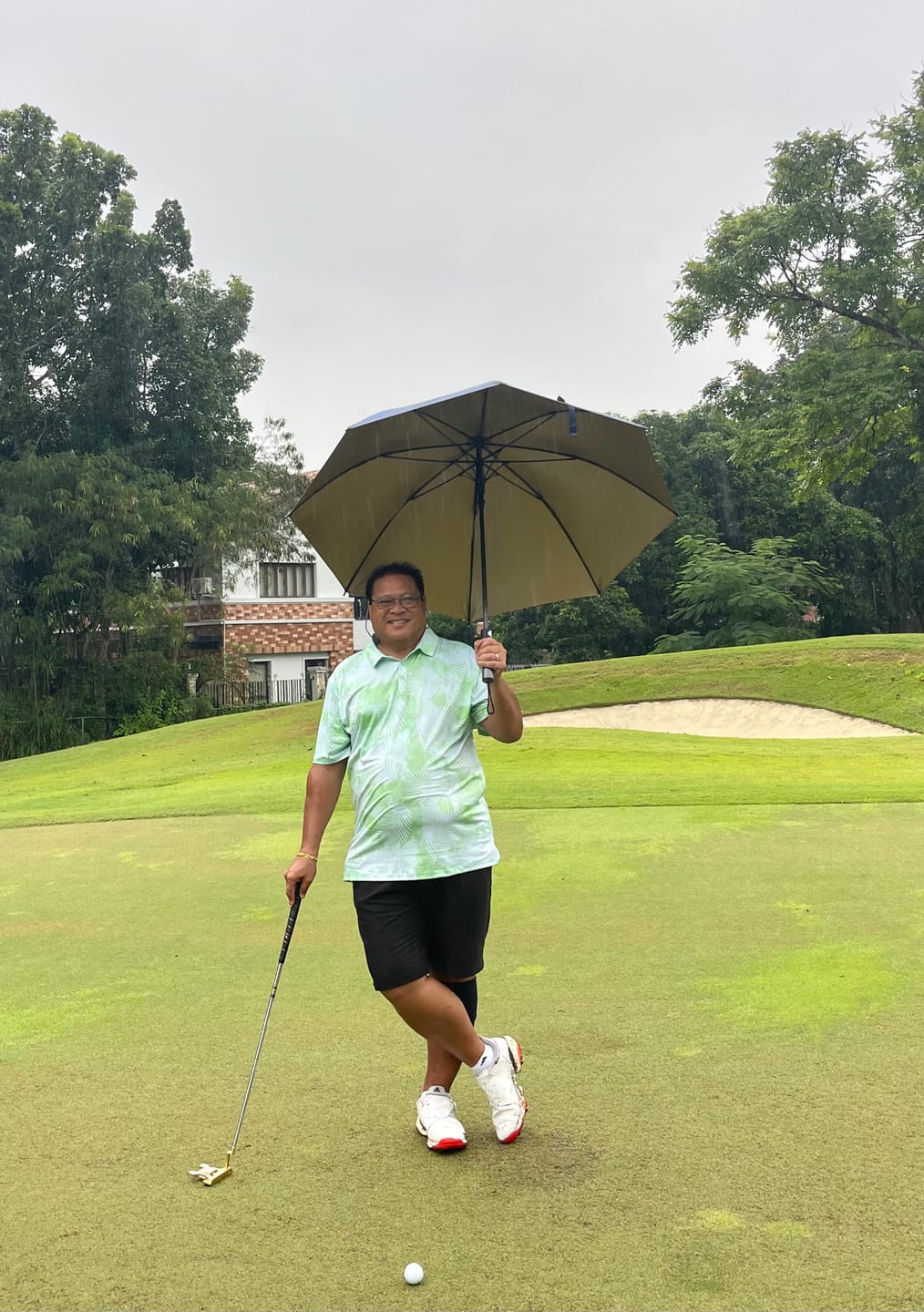 Customer photo review of Ola Ola Golf Polo