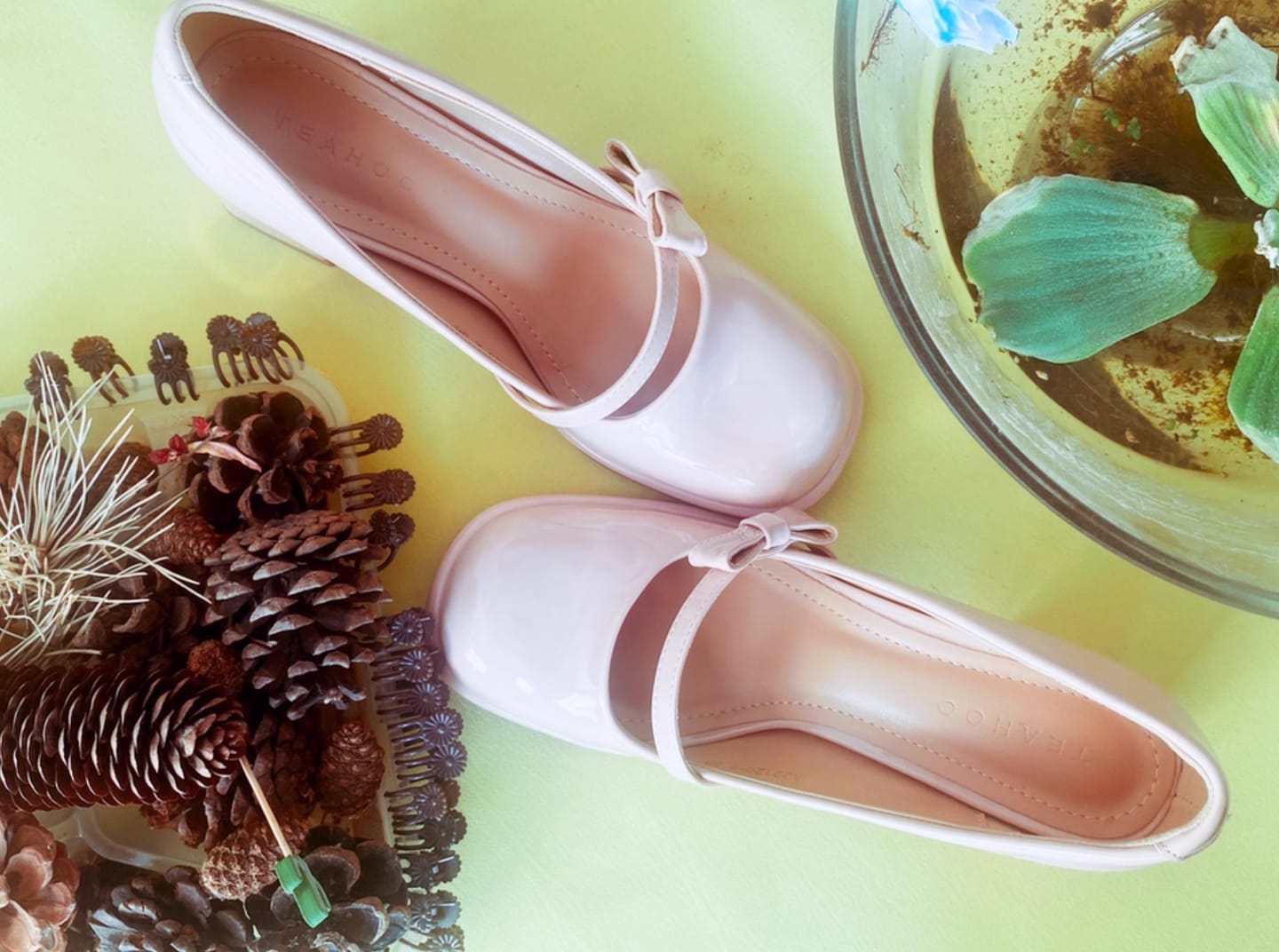 Customer photo review of Encounter Romance ~ Thick Heel Mary Jane Shoes Women's New Round Toe Bow High Heels