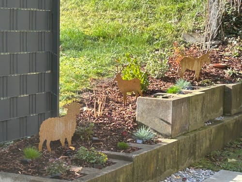 Customer photo review of Gartenstecker Rothirsch