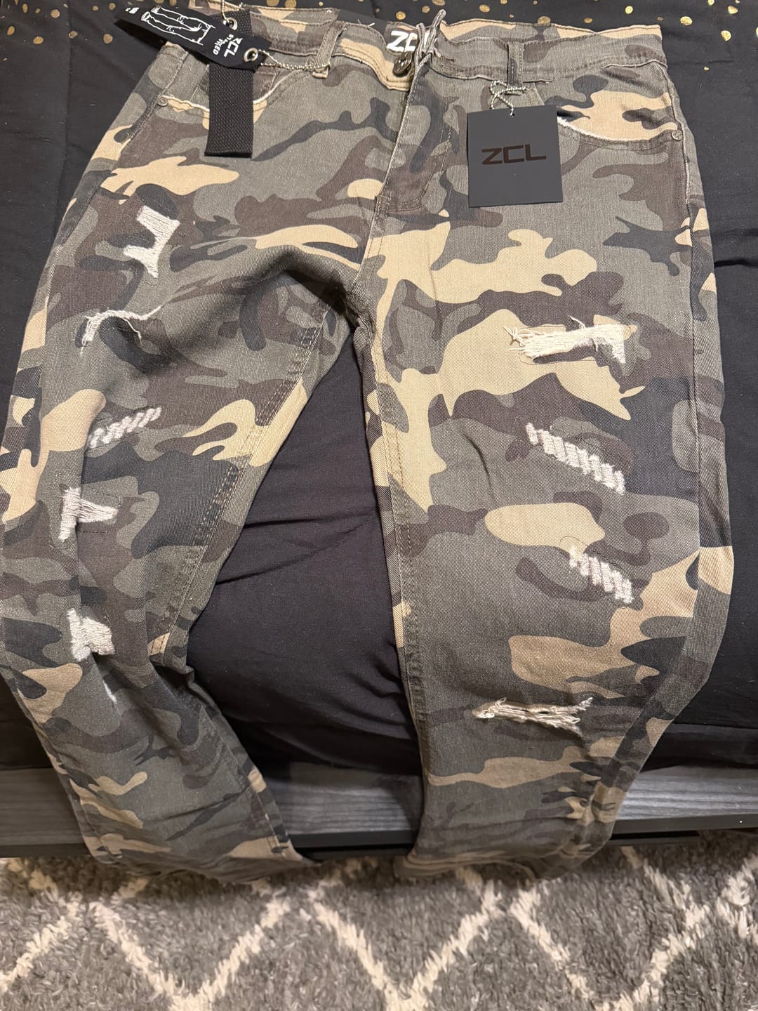 Customer photo review of Vortex Ripped Stacked Denim Jeans (Camo)