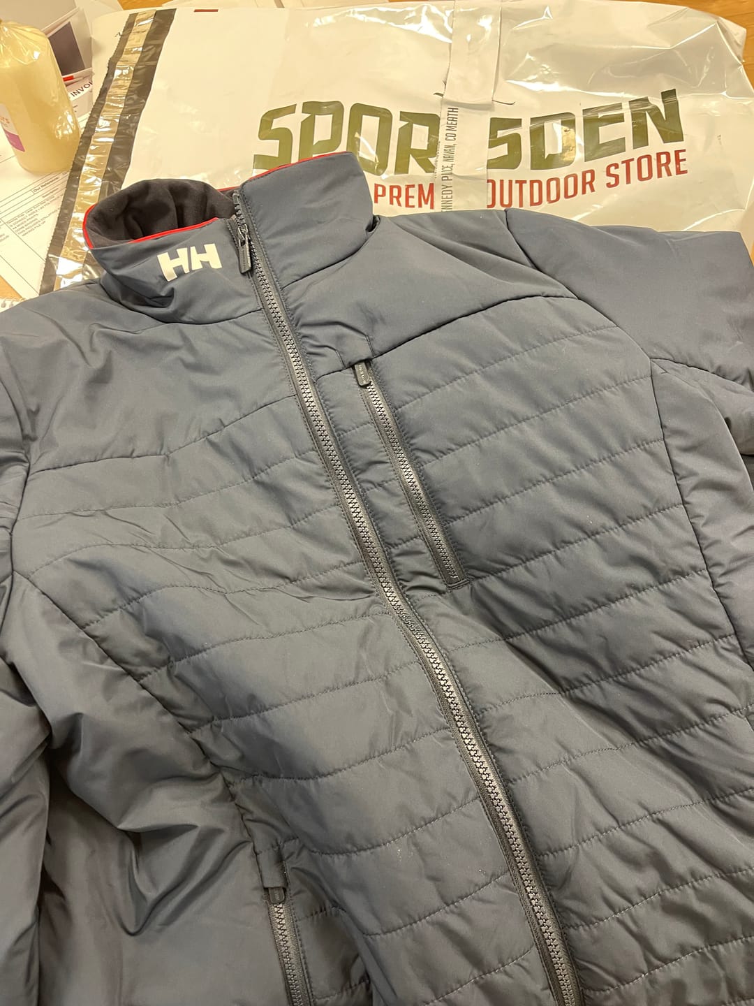 Customer photo review of Helly Hansen Men's Crew Insulator Jacket 2.0 - Navy