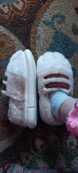 Customer photo review of Warm 3D Cat Paws Furry Slippers
