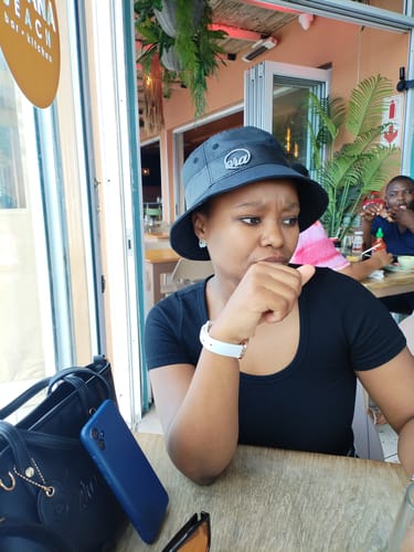 Customer photo review of Black Billy Bucket Hat