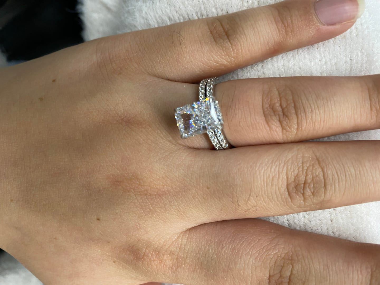 Customer photo review of S925 3.5 Carat Radiant Cut Wedding Ring Set In Sterling Silver Holiday Ring Gift For Women