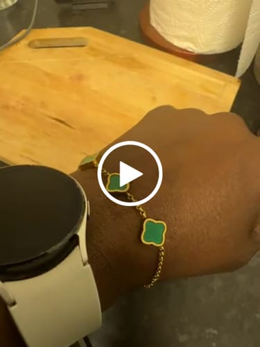 Customer video review of Celine Clover Bracelet