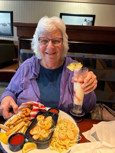 Customer photo review of HuggerVIDA