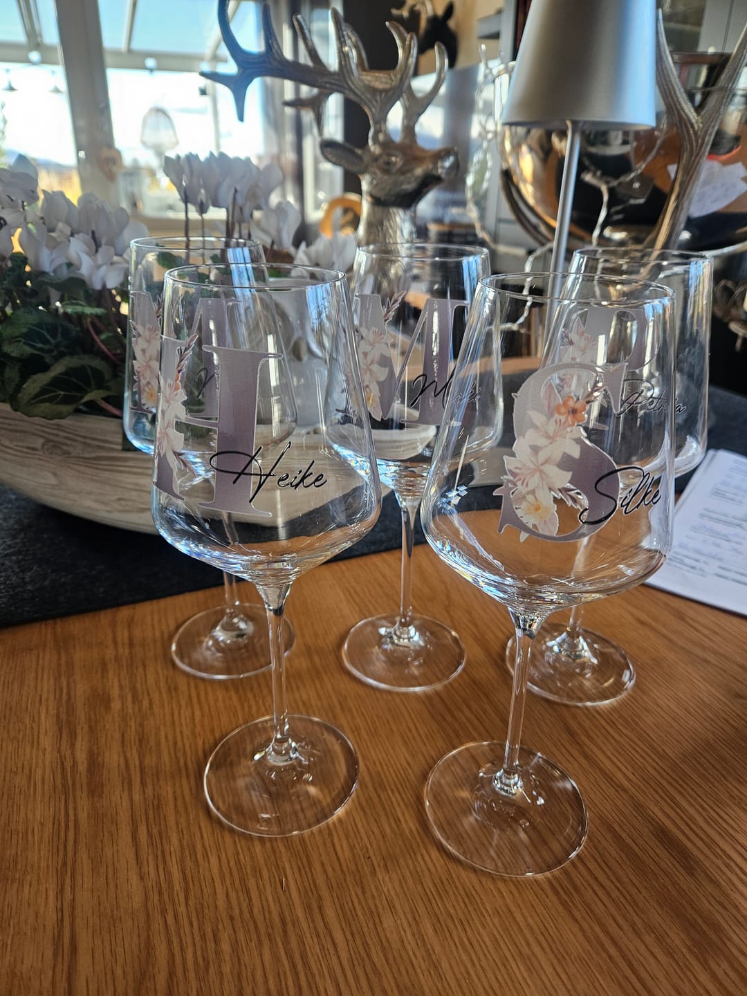 Customer photo review of Blume - Personalisiertes Weinglas mit Initiale und Namen für Dich und deine Freundinnen