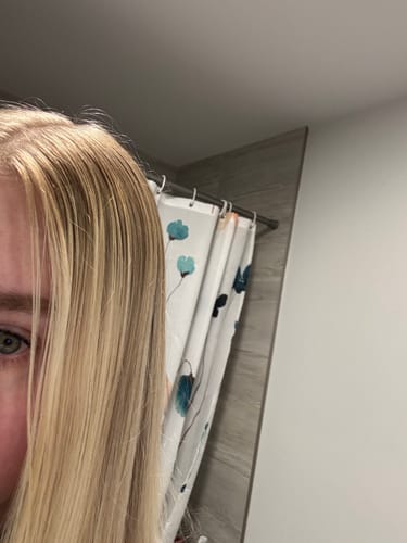 Customer photo review of Hair Refresh - Dry Shampoo