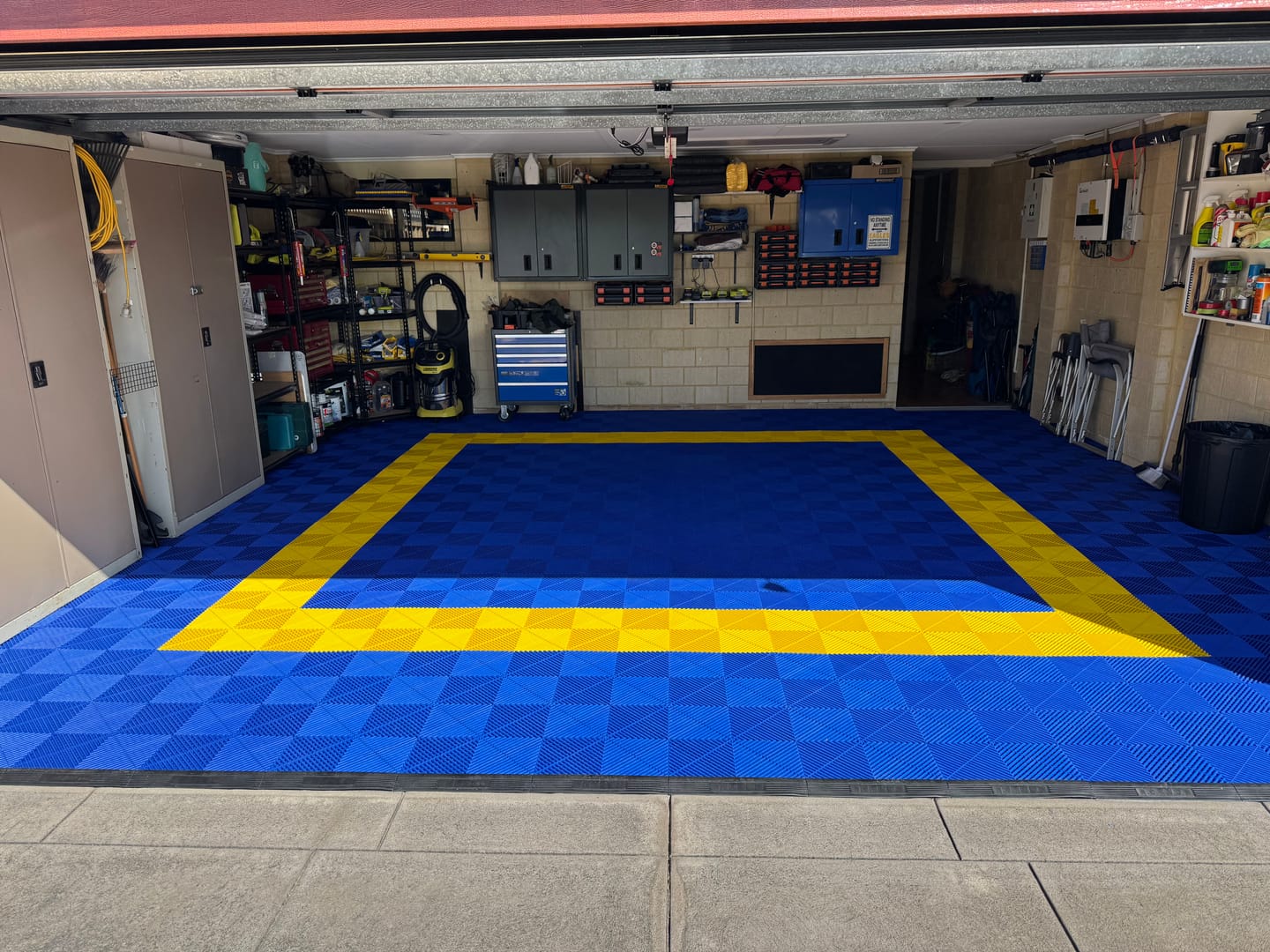 Customer photo review of Modular Interlocking Garage Flooring Tile Edges
