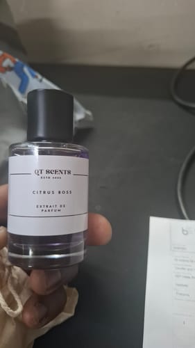 Customer photo review of Citrus boss for men  -inspired by Versace eros