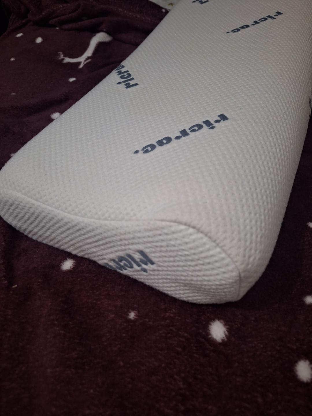 Customer photo review of Contour Memory Foam Pillow suitable for Neck & Shoulder Pain
