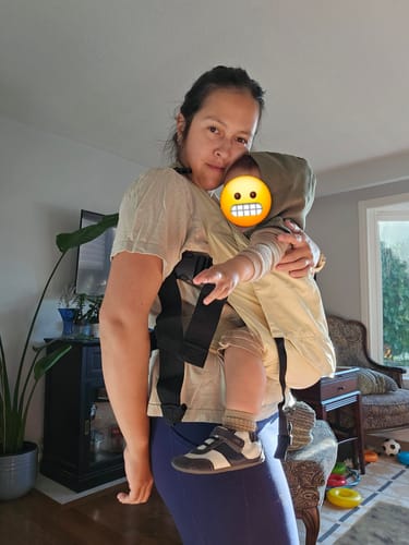 Customer photo review of Integra Baby Carrier Solar Vanilla