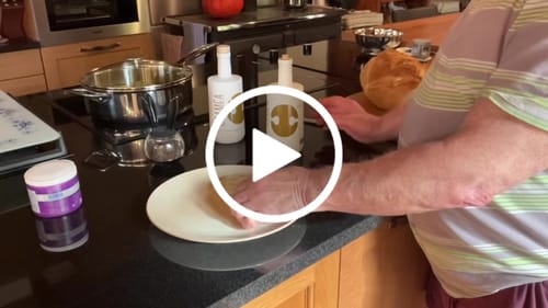 Customer video review of Evoo from Thebes (LIMITED EDITION) - 500ml