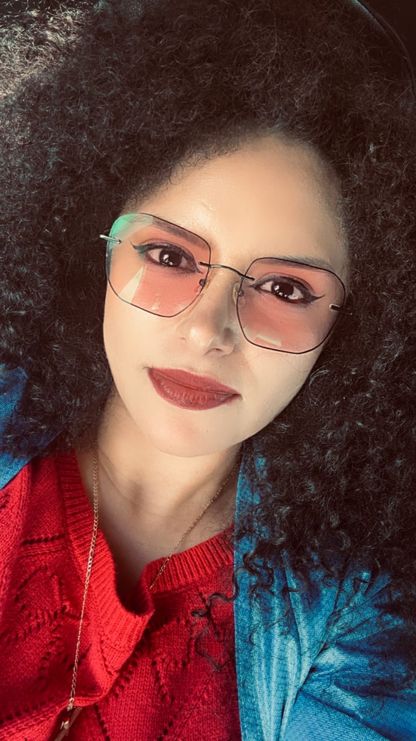 Customer photo review of Evelyn Eyeglasses