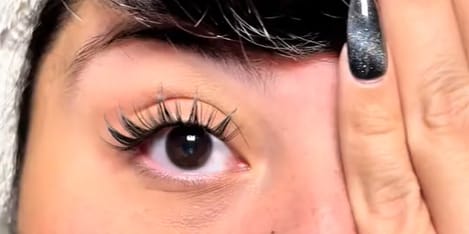 Customer photo review of Lash Bond & Seal - Black 10ml
