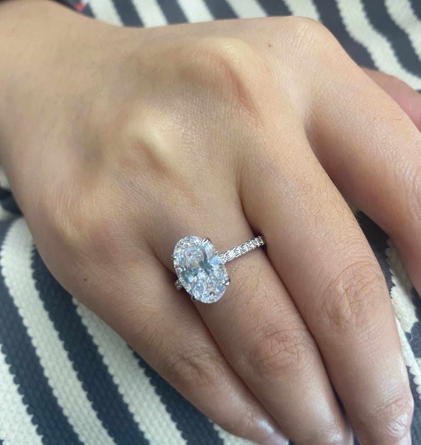 Customer photo review of S925 4.0Ct Oval Cut Classic Hidden Halo Pavé Engagement Ring Promise Ring