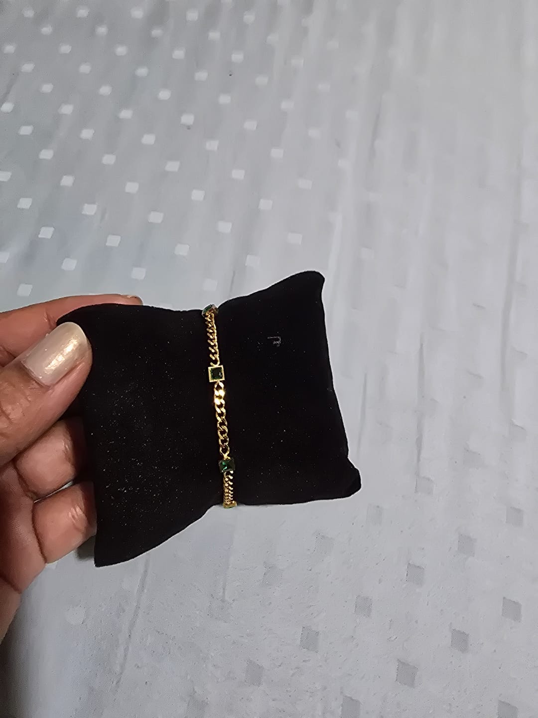 Customer photo review of Gold Green Gem Chain Bracelet
