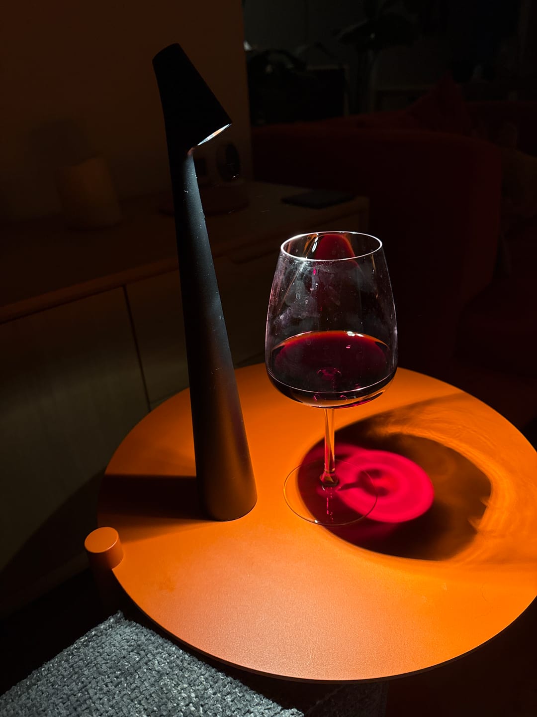 Customer photo review of Kalem™ Sculpting Table Lamp