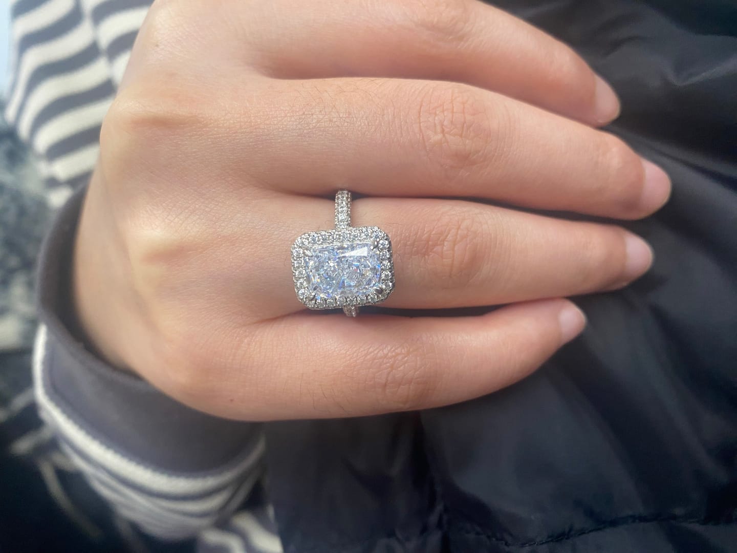 Customer photo review of S925 Noble Halo 3.5Ct Radiant Cut Engagement Ring Vintage Ring For Everyday Wear