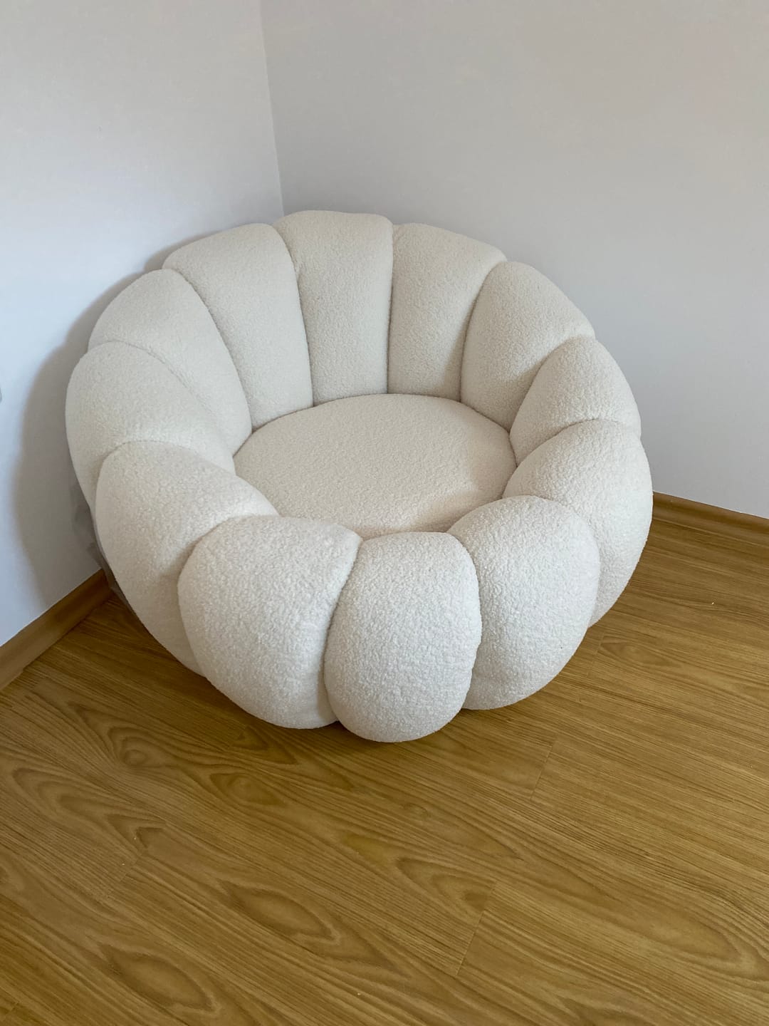 Customer photo review of Fotoliu GASPAR, crem, stofa buclata, 90x95x60 cm