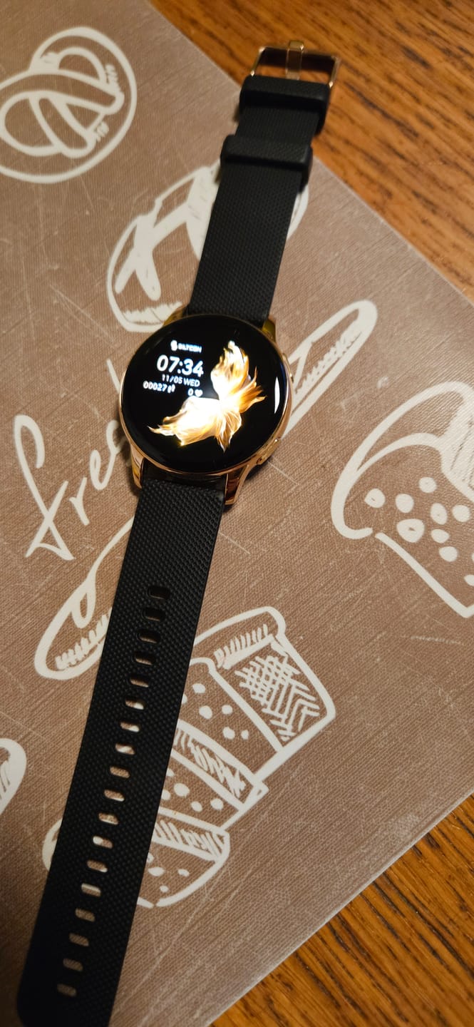 Customer photo review of Siltcon® Auréa Smartwatch Dames Goud