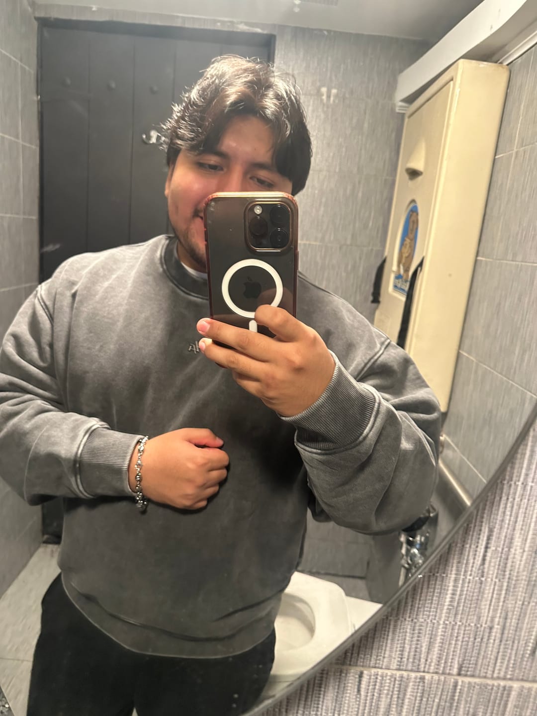 Customer photo review of 5095 - Elevated Essentials - Crewneck
