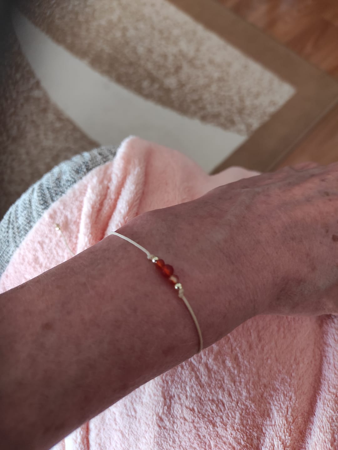 Customer photo review of Karneol Armband - Naturband