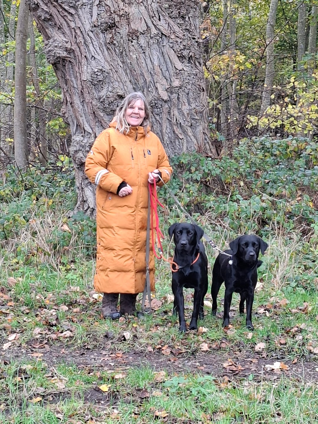 Customer photo review of KeepDry Frakke | Mustard | Dorthea