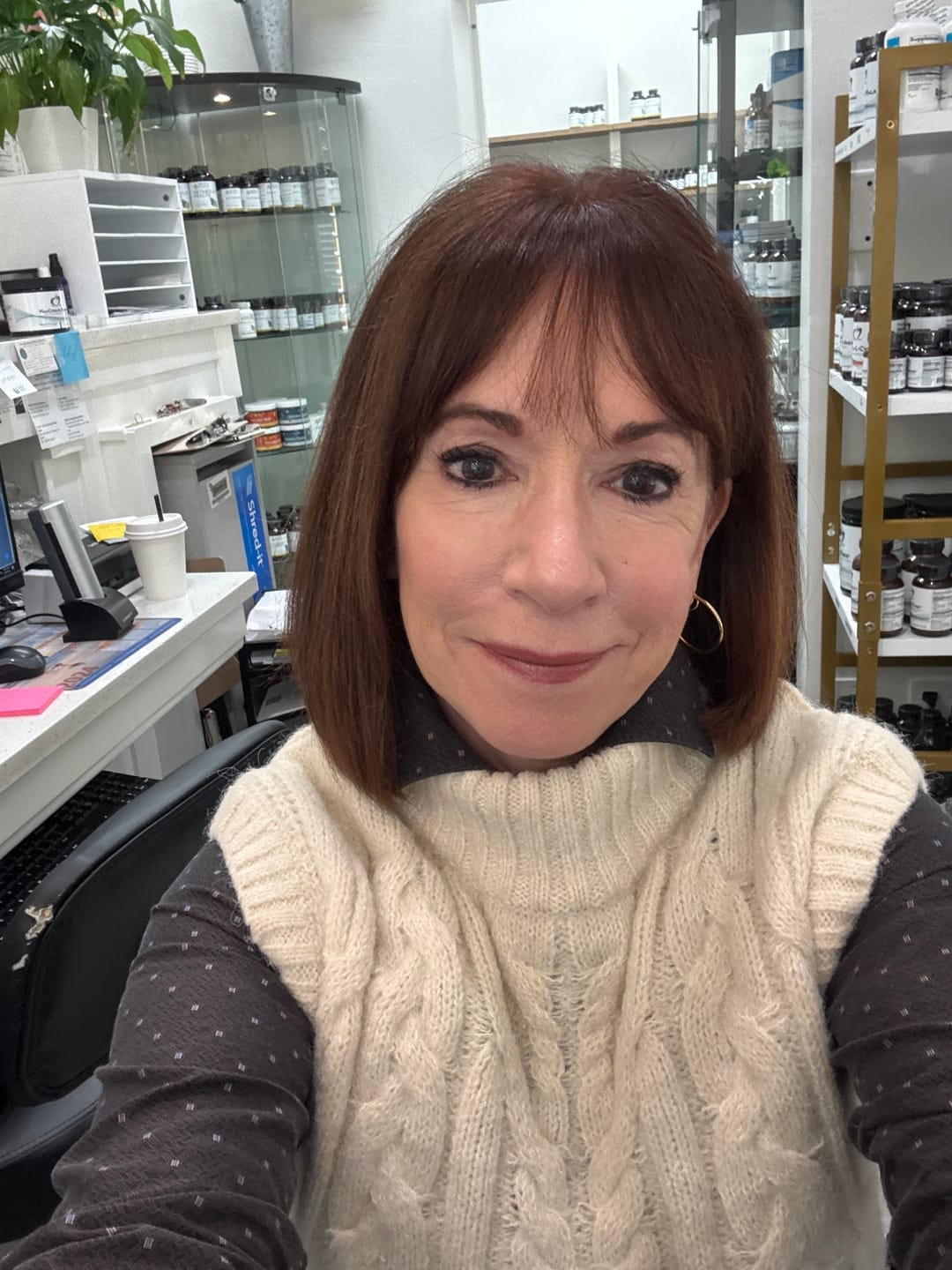 Customer photo review of IZABELL Brow Tint - צבע טינט גבות