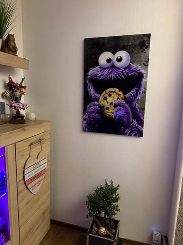 Customer photo review of Acrylglasbild lila Keksmonster Hochformat