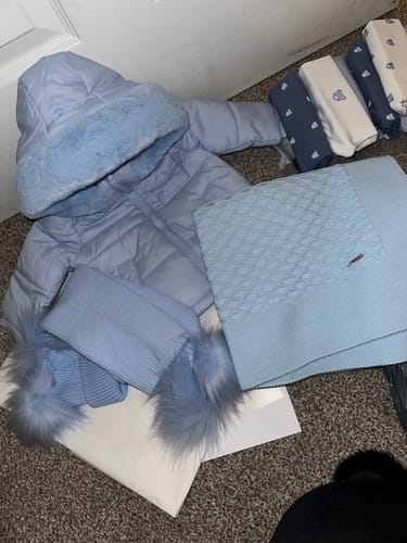 Kelsey H. review of Blue Double Pom Pom Hat & Scarf Set image 1 out of 1