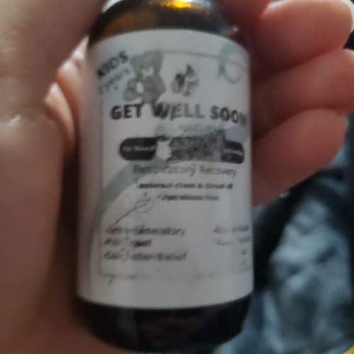 Customer photo review of GET WELL SOON oil KIDS 2+ wellness & respiratory recovery oil