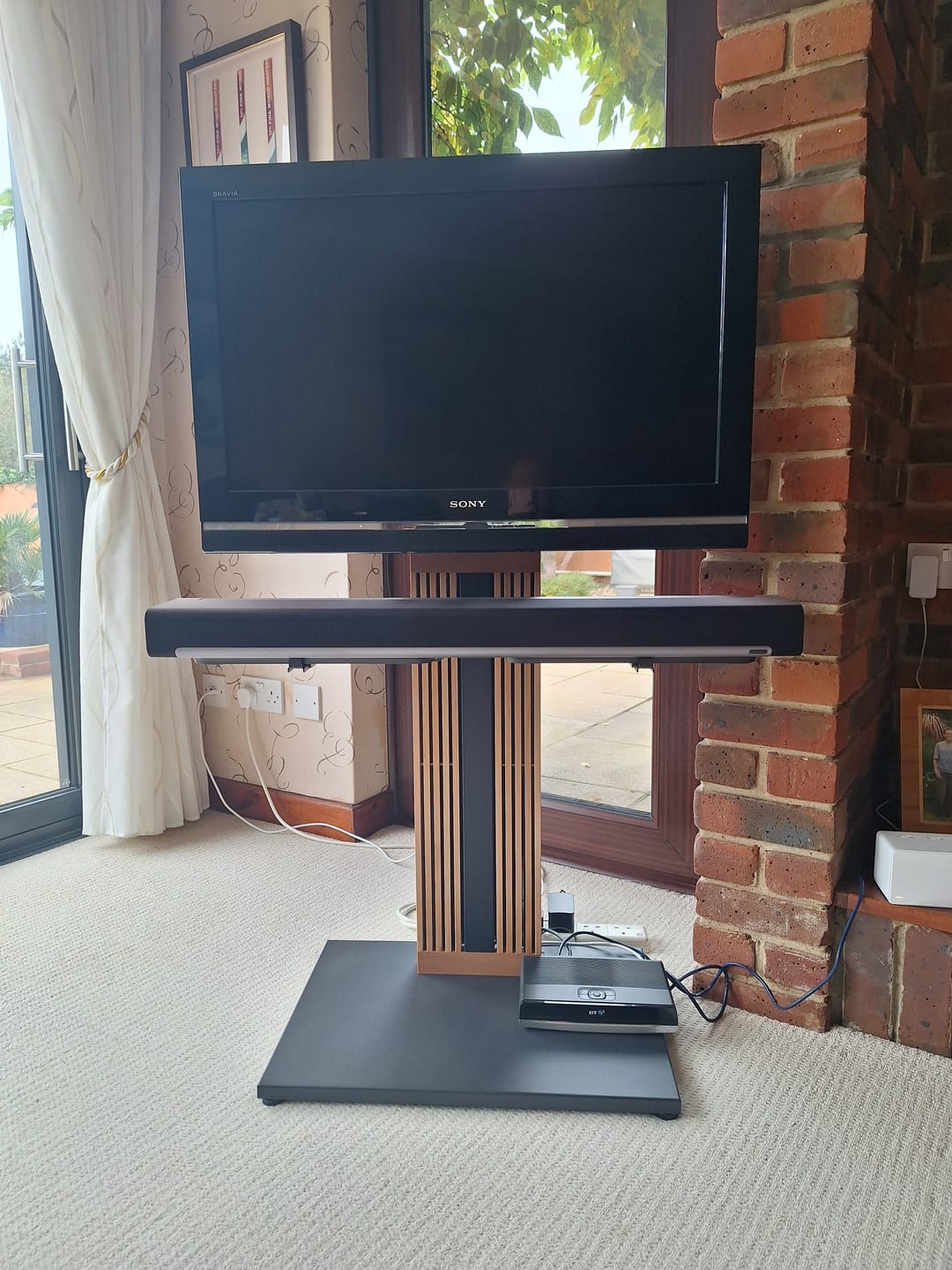 Customer photo review of ZEN FT65 Floor TV Stand