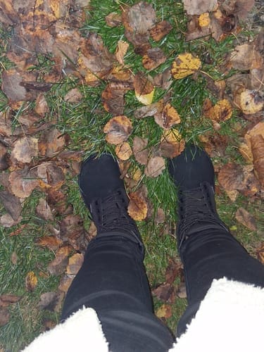 Customer photo review of Vaistoa Hurmos | Casual Barefoot Boots