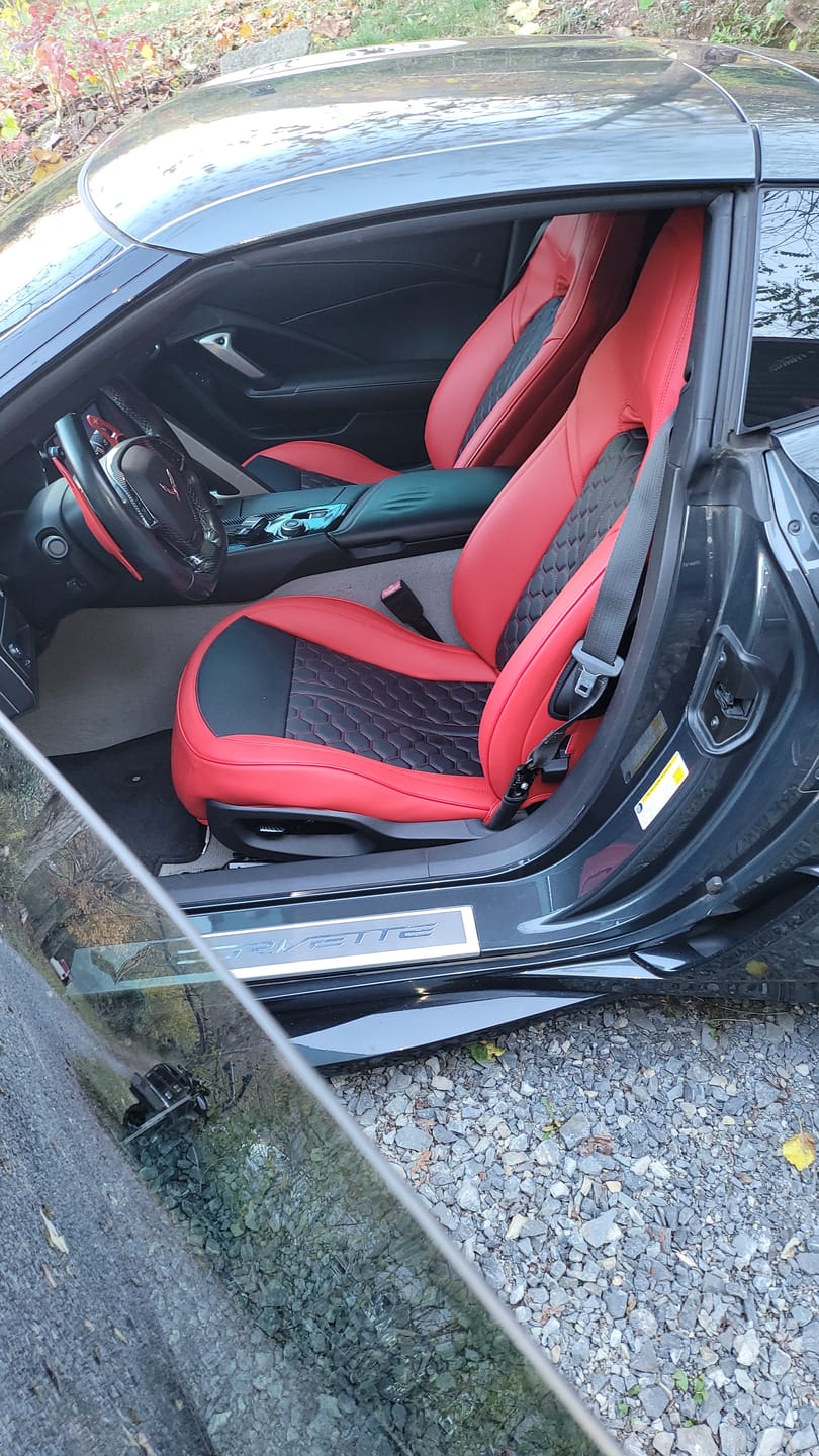 Customer photo review of Corvette C7 Custom Leather Seat Covers