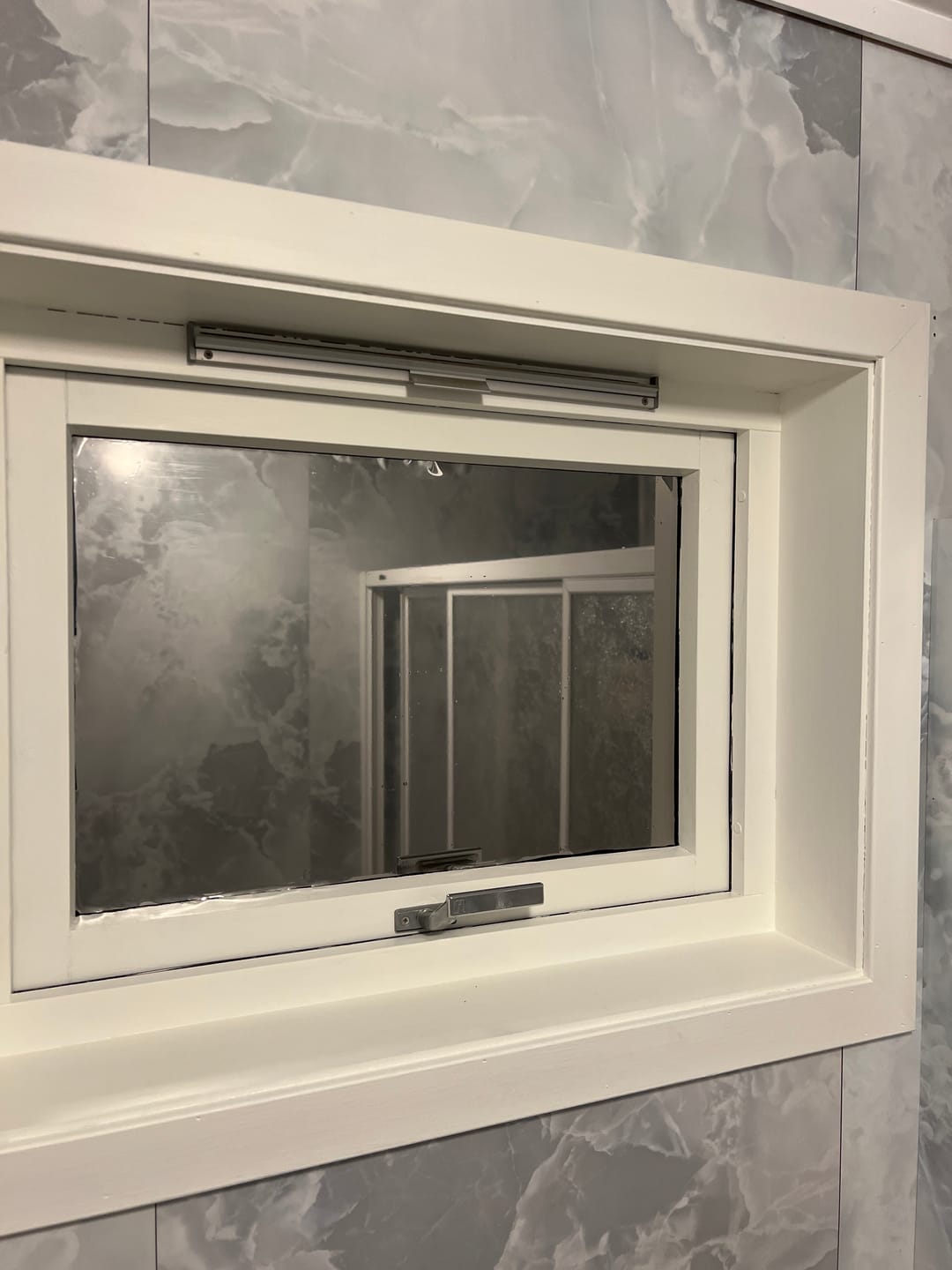 Customer photo review of Supreme Static Reflektiv vindusfolie 120 x 200 cm