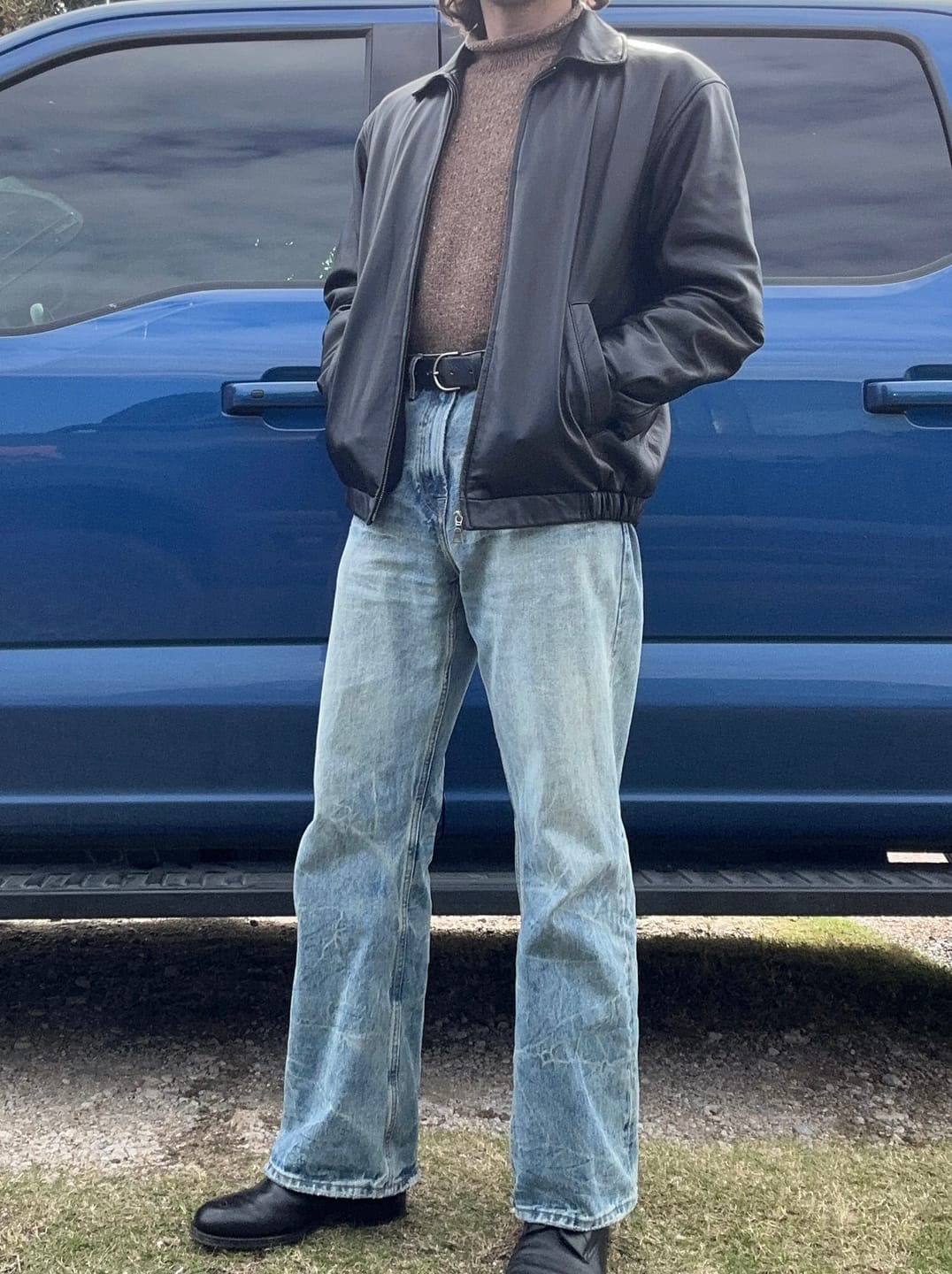 Customer photo review of Lightning Washed 705B Wide-Leg jeans