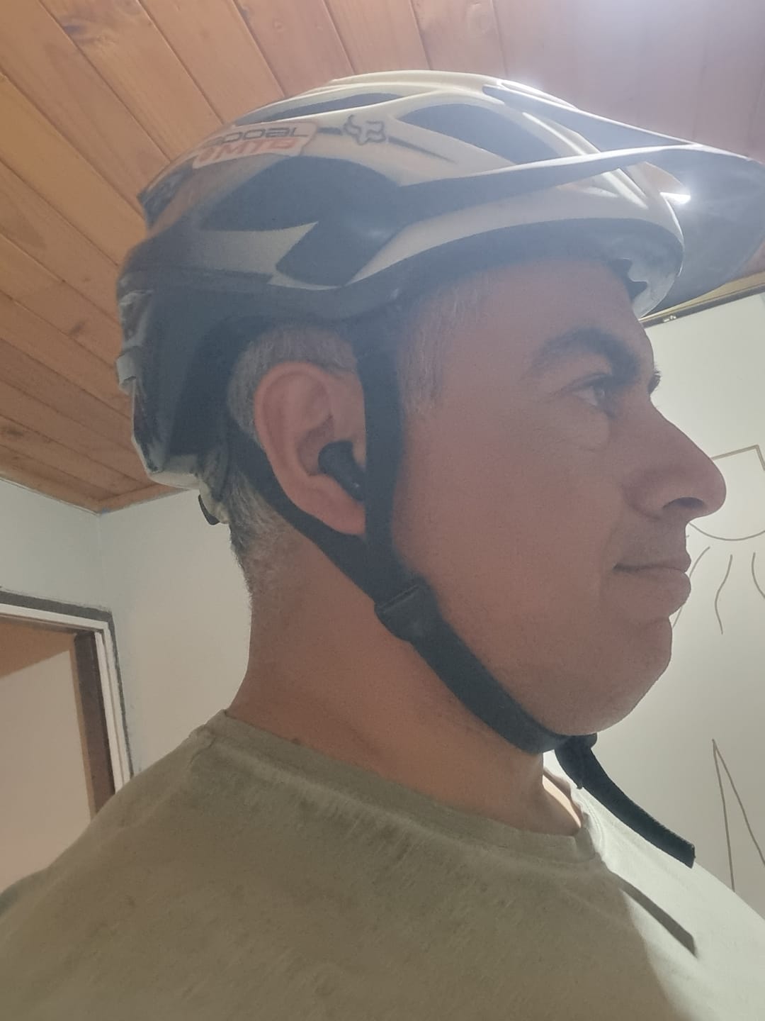 Customer photo review of Audifonos Bluetooth Inalámbricos Blik Air500 Negros 30 hrs