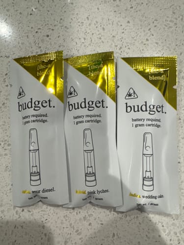 Customer photo review of 3pc Flavor Pack of 1 Gram THCA Blend Vape Cartridge