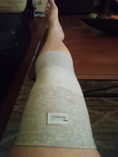 Customer photo review of Premium Bamboo Knee Sleeve (Single)