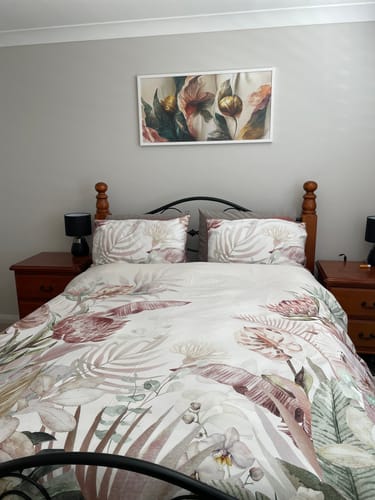 Customer photo review of ROSES & FLOWERS